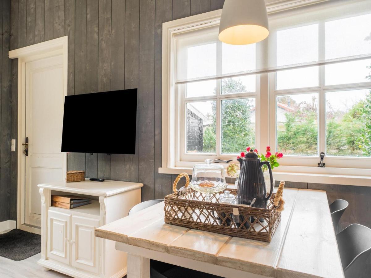 Quaint Summer Holiday Home In Egmond Binnen מראה חיצוני תמונה